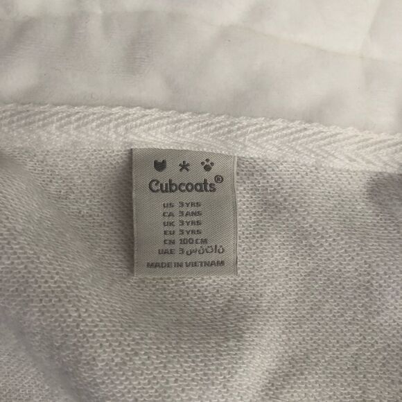 Cubcoats unicorn hoodie that converts into a unicorn stuffed animal. SO CUTE - Picture 10 of 13